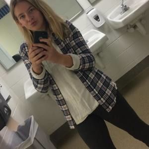 Meet your Posher, Avah